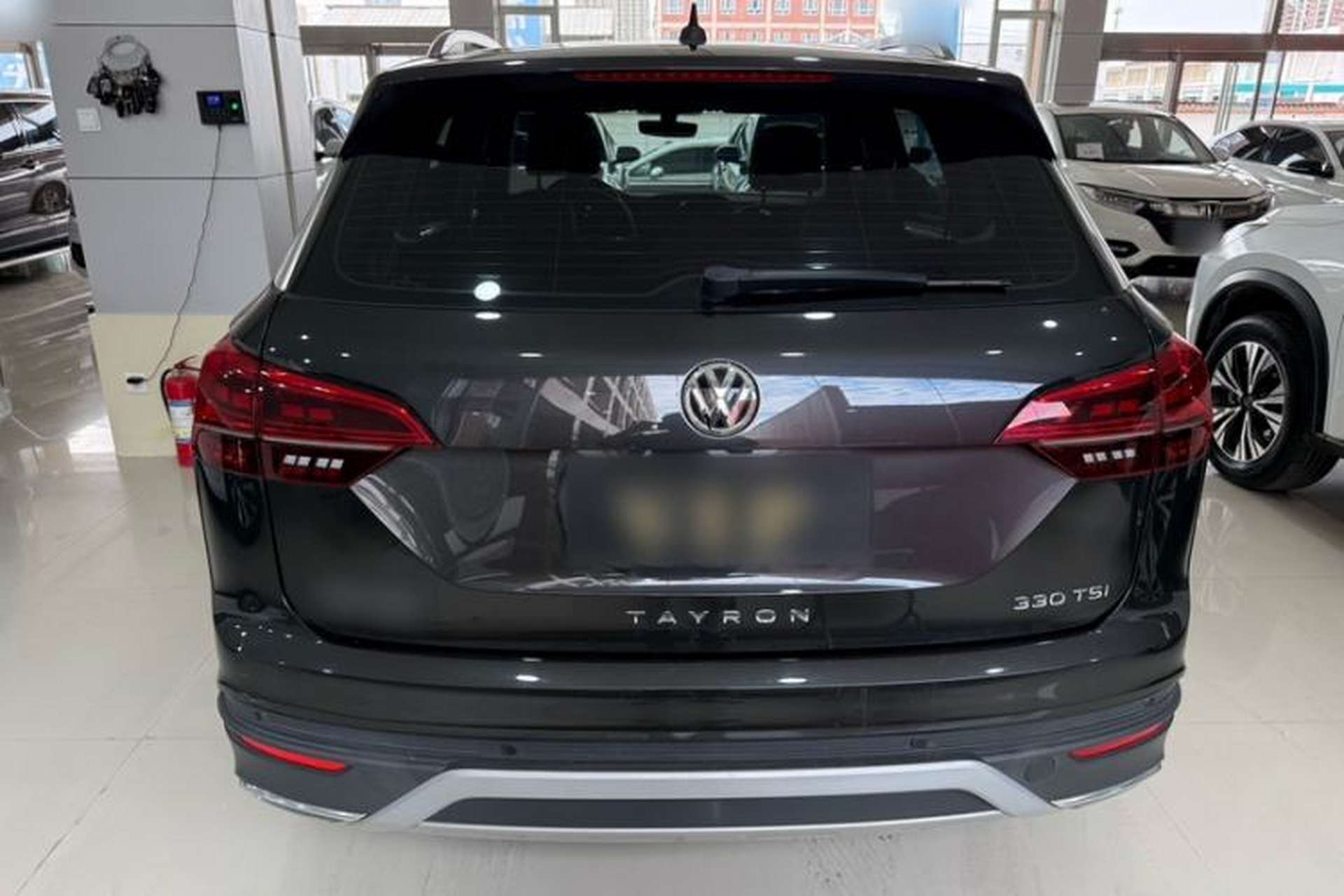 Used Volkswagen Tayron 2021 330TSI Two-Wheel Drive Luxury Connected Version Plus Exterior 4