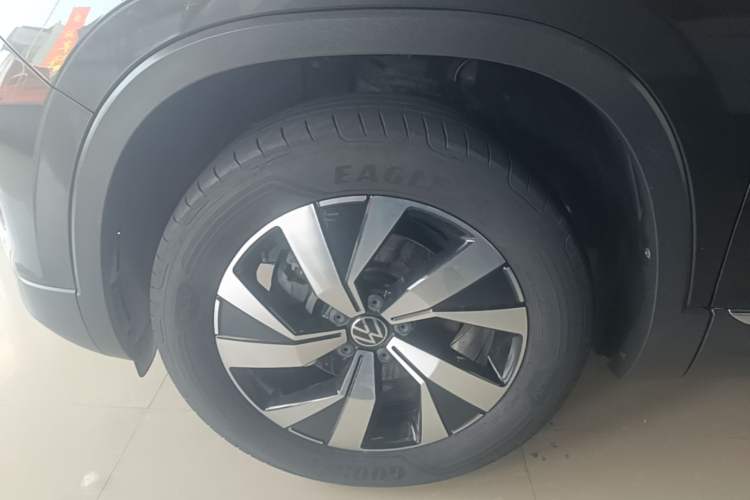 Used Volkswagen Tayron 2021 330TSI Two-Wheel Drive Luxury Smart Connectivity Version Exterior 4