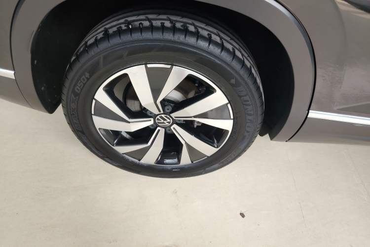 Used Volkswagen Tayron 2021 330TSI Two-Wheel Drive Luxury Smart Connectivity Version Exterior 8