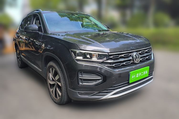 Used Volkswagen Tayron 2021 330TSI Two-Wheel Drive Luxury Connected Version Plus Front Right 45 Deg