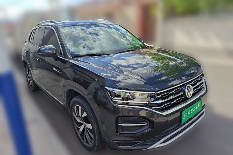 Used Volkswagen Tayron 2021 280TSI Two-Wheel Drive Luxury Smart Connectivity Version Front Right 45 Deg