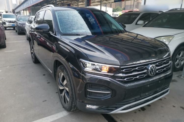 Used Volkswagen Tayron 2021 330TSI Two-Wheel Drive Luxury Smart Connectivity Version Front Right 45 Deg