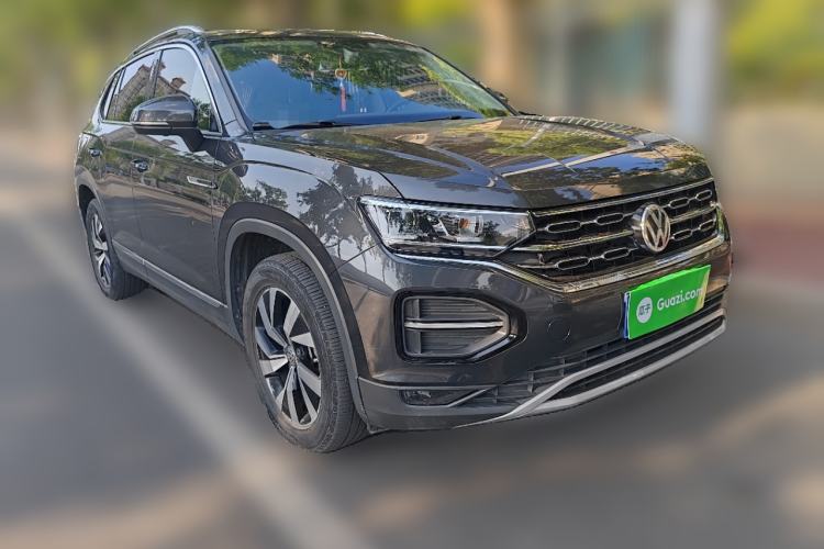 Used Volkswagen Tayron 2021 330TSI Two-Wheel Drive Luxury Smart Connectivity Version Front Right 45 Deg