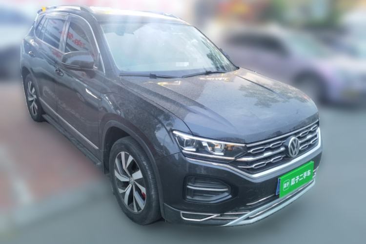Used Volkswagen Tayron 2021 330TSI Two-Wheel Drive Luxury Smart Connectivity Version Front Right 45 Deg