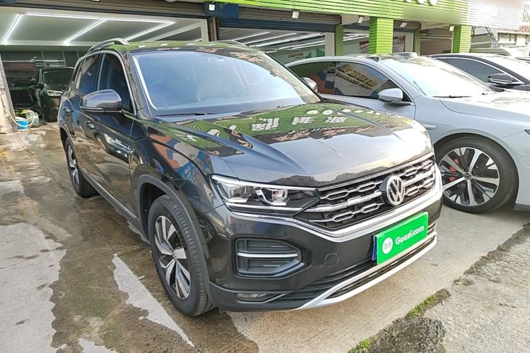 Used Volkswagen Tayron 2021 330TSI Two-Wheel Drive Luxury Smart Connectivity Version Front Right 45 Deg