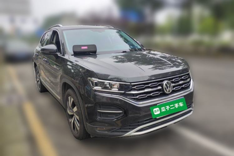 Used Volkswagen Tayron 2021 330TSI Two-Wheel Drive Luxury Connected Version Plus Front Right 45 Deg