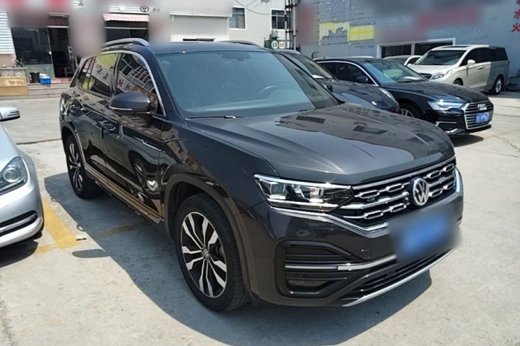 Used Volkswagen Tayron 2021 380TSI All-Wheel Drive R-Line Connected Version Front Right 45 Deg