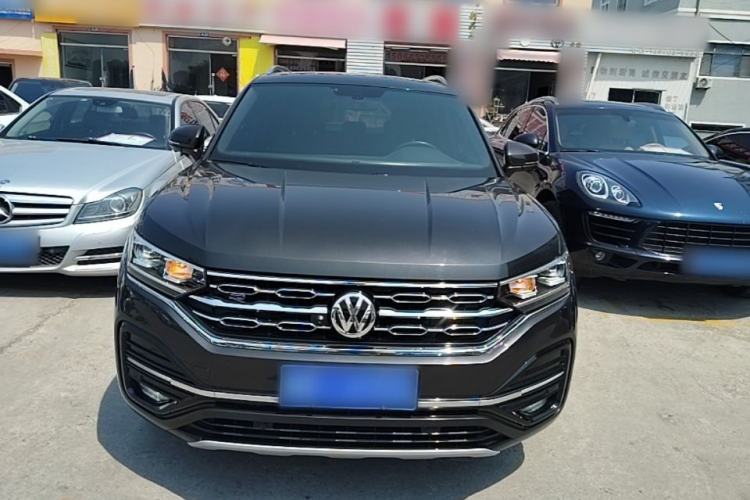 Used Volkswagen Tayron 2021 380TSI All-Wheel Drive R-Line Connected Version Front