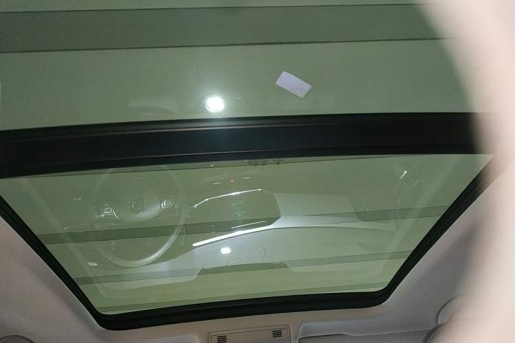 Used Volkswagen Tayron 2021 330TSI Two-Wheel-Drive 3rd Anniversary Limited Edition Headliner