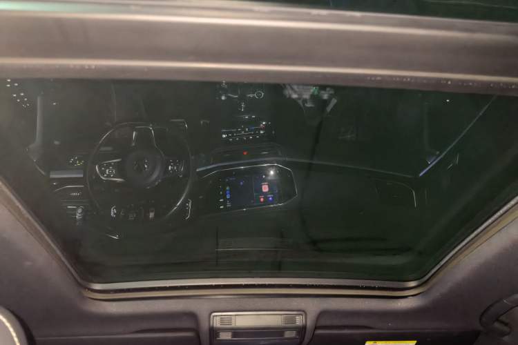Used Volkswagen Tayron 2021 380TSI All-Wheel Drive R-Line Connected Version Headliner