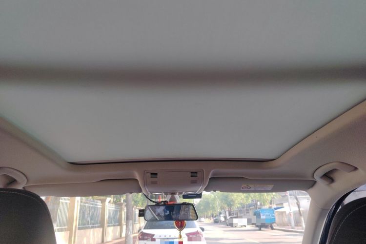 Used Volkswagen Tayron 2021 330TSI Two-Wheel Drive Luxury Smart Connectivity Version Headliner