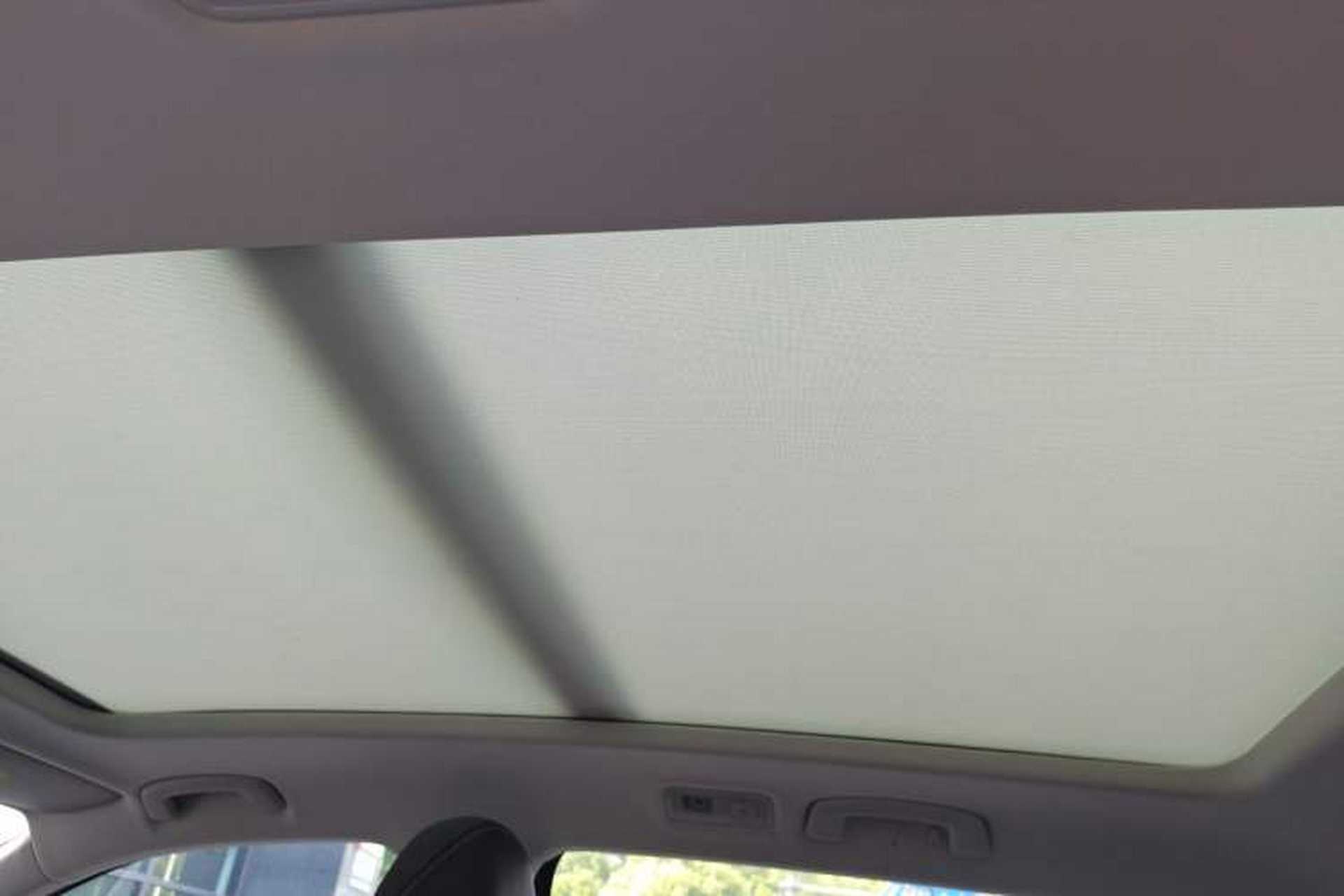 Used Volkswagen Tayron 2021 330TSI Two-Wheel Drive Luxury Smart Connectivity Version Headliner