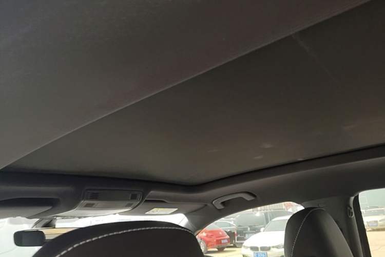 Used Volkswagen Tayron 2021 380TSI All-Wheel Drive R-Line Connected Version Headliner
