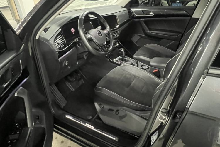 Used Volkswagen Tayron 2021 330TSI Two-Wheel Drive Luxury Smart Connectivity Version Interior 2