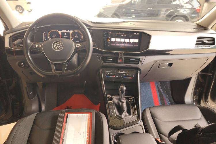 Used Volkswagen Tayron 2021 330TSI Two-Wheel Drive Luxury Smart Connectivity Version Interior 2