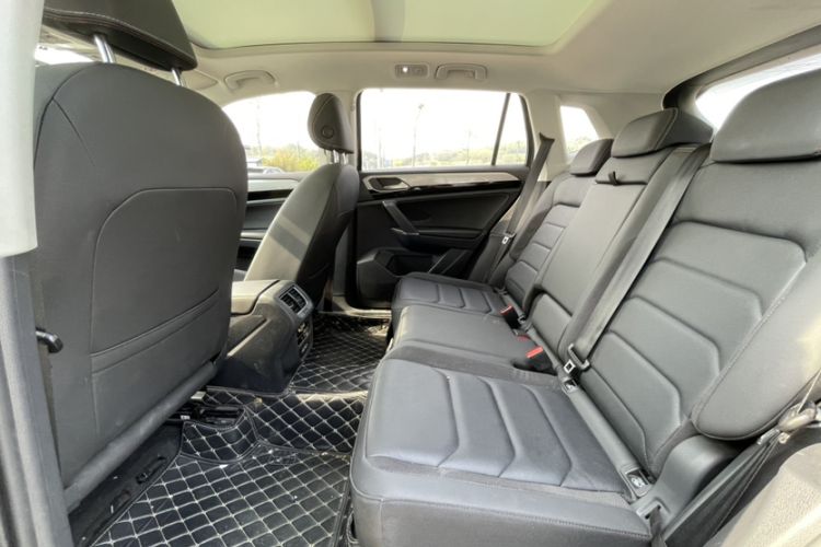 Used Volkswagen Tayron 2021 330TSI Two-Wheel Drive Luxury Smart Connectivity Version Interior 4