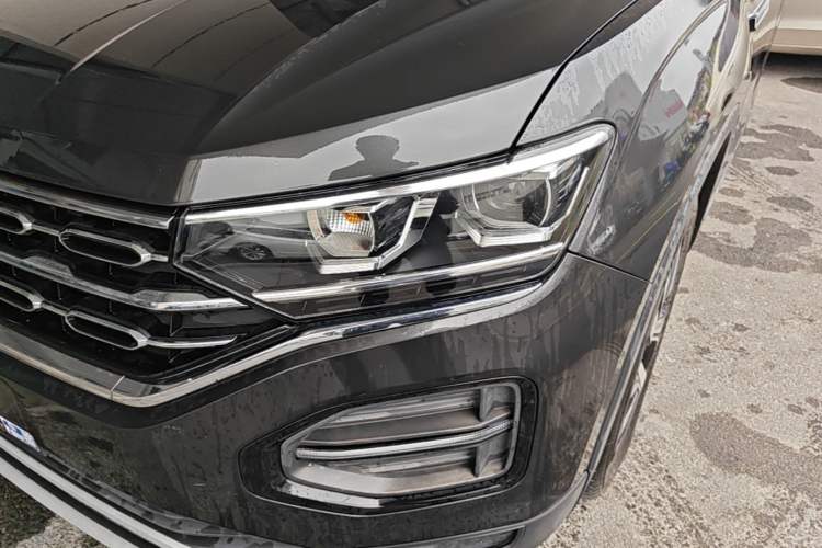 Used Volkswagen Tayron 2021 330TSI Two-Wheel-Drive 3rd Anniversary Limited Edition Left Front Headlight