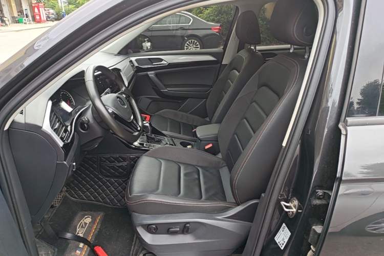 Used Volkswagen Tayron 2021 280TSI Two-Wheel Drive Luxury Smart Connectivity Version Left Front Seat