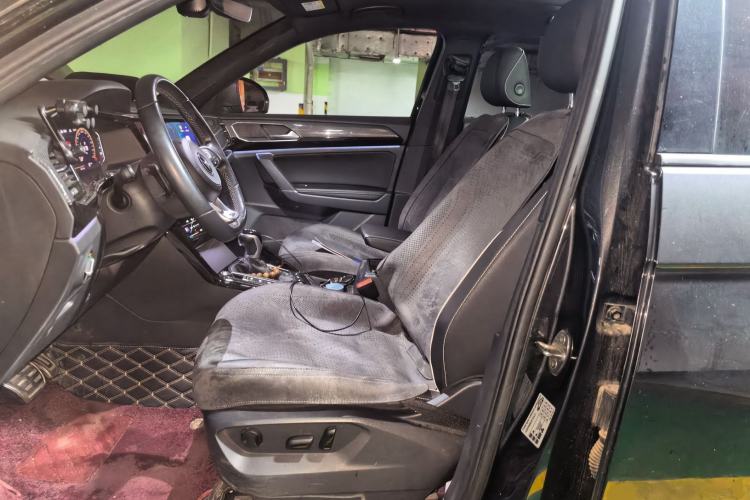Used Volkswagen Tayron 2021 380TSI All-Wheel Drive R-Line Connected Version Left Front Seat