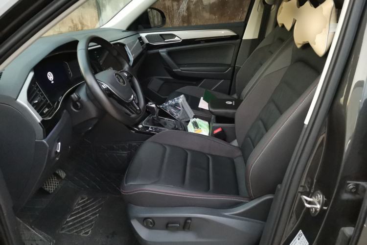 Used Volkswagen Tayron 2021 330TSI Two-Wheel-Drive 3rd Anniversary Limited Edition Left Front Seat