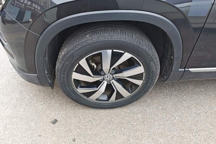 Used Volkswagen Tayron 2021 280TSI Two-Wheel Drive Luxury Smart Connectivity Version Left Front Wheel Hub