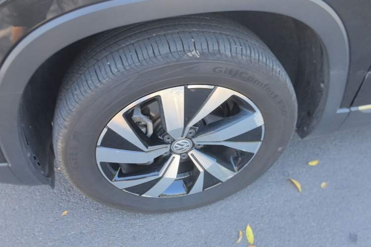Used Volkswagen Tayron 2021 330TSI Two-Wheel Drive Luxury Connected Version Plus Left Front Wheel Hub
