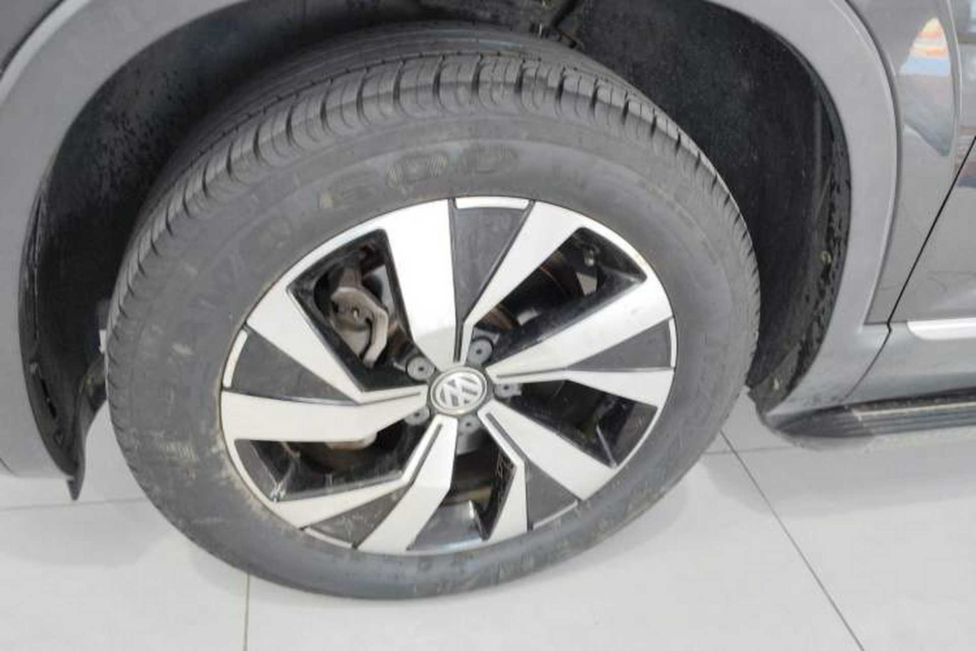 Used Volkswagen Tayron 2021 330TSI Two-Wheel Drive Luxury Smart Connectivity Version Left Front Wheel Hub