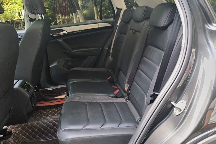 Used Volkswagen Tayron 2021 330TSI Two-Wheel Drive Luxury Connected Version Plus Left Rear Seat
