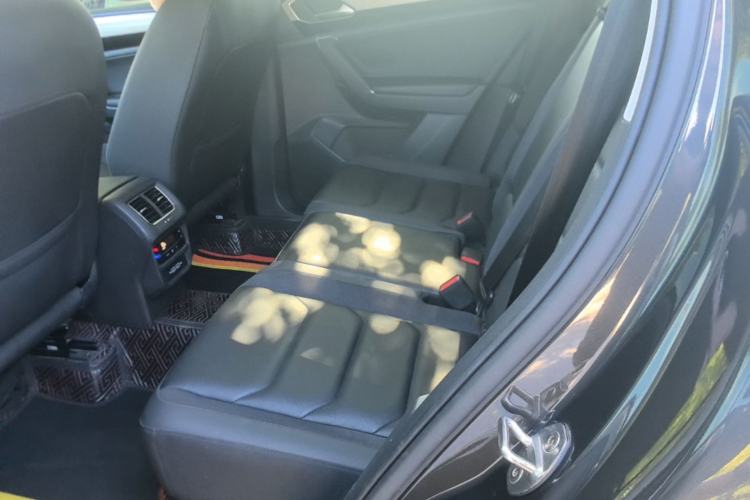 Used Volkswagen Tayron 2021 330TSI Two-Wheel Drive Luxury Connected Version Plus Left Rear Seat
