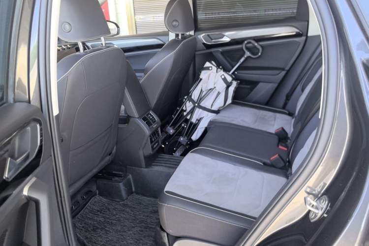 Used Volkswagen Tayron 2021 330TSI Two-Wheel-Drive 3rd Anniversary Limited Edition Plus Left Rear Seat