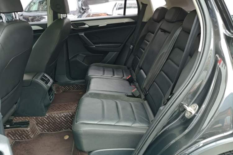 Used Volkswagen Tayron 2021 280TSI Two-Wheel Drive Luxury Smart Connectivity Version Left Rear Seat