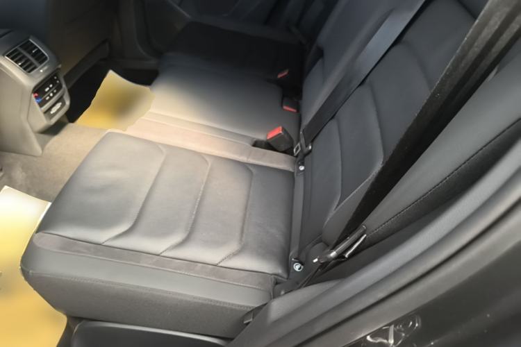 Used Volkswagen Tayron 2021 330TSI Two-Wheel Drive Luxury Connected Version Plus Left Rear Seat