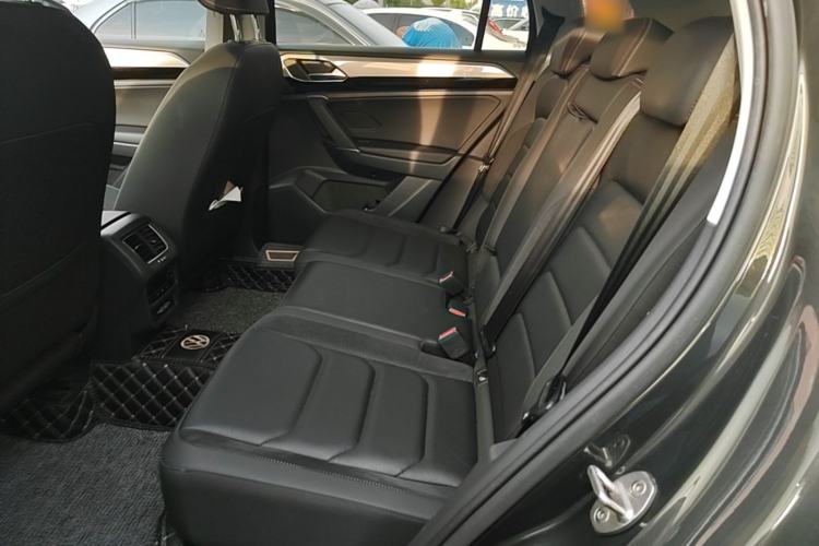 Used Volkswagen Tayron 2021 330TSI Two-Wheel Drive Luxury Smart Connectivity Version Left Rear Seat