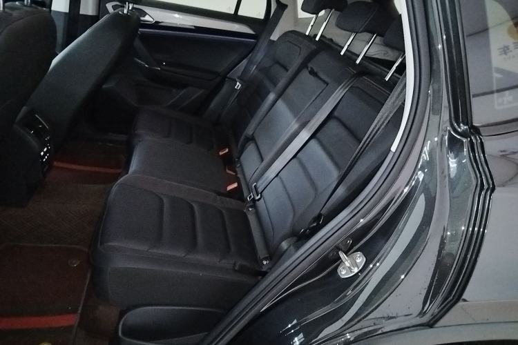 Used Volkswagen Tayron 2021 280TSI Two-Wheel Drive Luxury Smart Connectivity Version Left Rear Seat