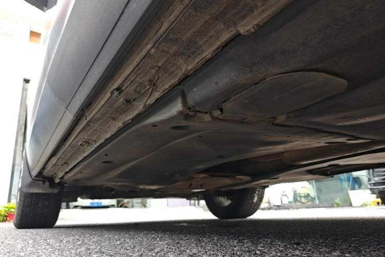 Used Volkswagen Tayron 2021 280TSI Two-Wheel Drive Luxury Smart Connectivity Version Left Side Sill