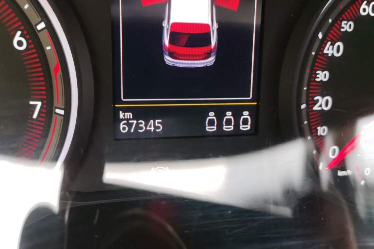 Used Volkswagen Tayron 2021 280TSI Two-Wheel Drive Luxury Smart Connectivity Version Odometer Close Up