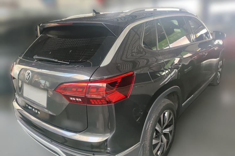 Used Volkswagen Tayron 2021 330TSI Two-Wheel-Drive 3rd Anniversary Limited Edition Rear Right 45 Deg