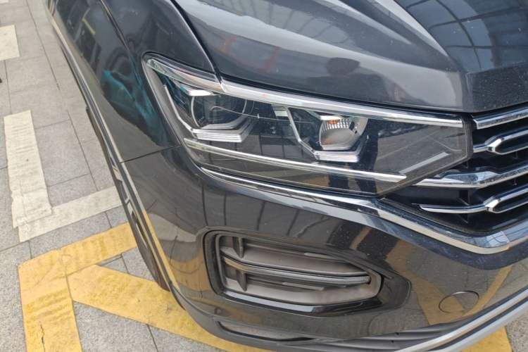 Used Volkswagen Tayron 2021 330TSI Two-Wheel Drive 30th Anniversary Edition Right Front Headlight