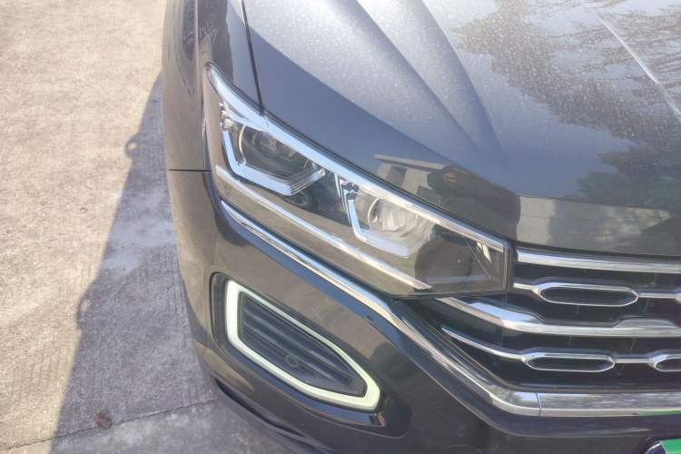 Used Volkswagen Tayron 2021 330TSI Two-Wheel Drive Luxury Connected Version Plus Right Front Headlight