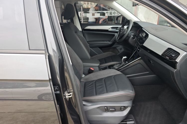 Used Volkswagen Tayron 2021 330TSI Two-Wheel Drive Luxury Smart Connectivity Version Right Front Seat