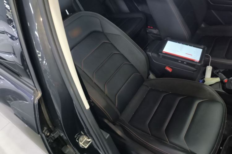 Used Volkswagen Tayron 2021 330TSI Two-Wheel Drive 30th Anniversary Edition Right Front Seat
