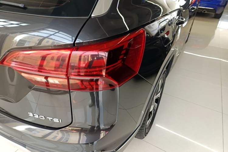 Used Volkswagen Tayron 2021 330TSI Two-Wheel Drive Luxury Smart Connectivity Version Right Rear Taillight