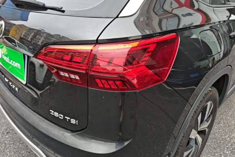 Used Volkswagen Tayron 2021 280TSI Two-Wheel Drive Luxury Smart Connectivity Version Right Rear Taillight