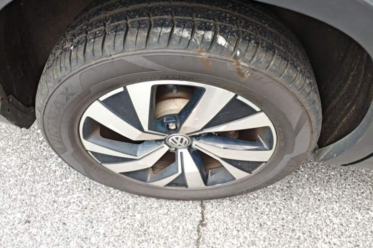 Used Volkswagen Tayron 2021 280TSI Two-Wheel Drive Luxury Smart Connectivity Version Right Rear Wheel Hub