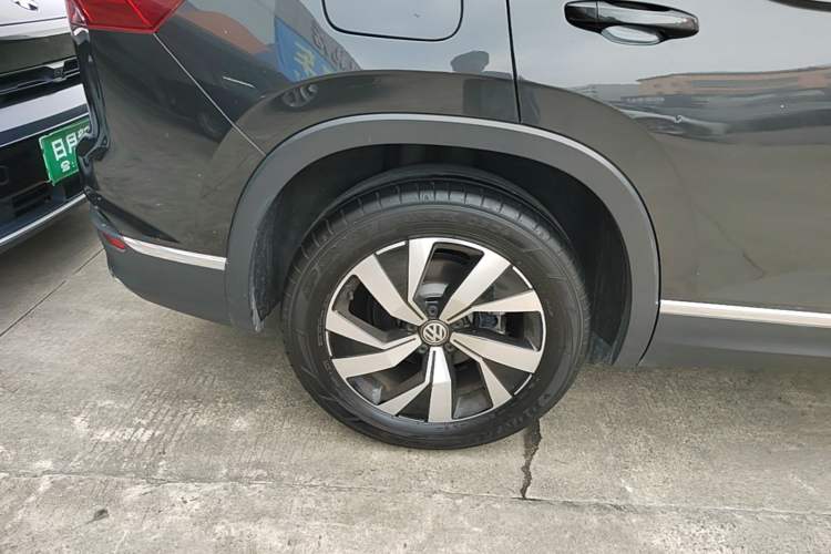 Used Volkswagen Tayron 2021 330TSI Two-Wheel Drive Luxury Smart Connectivity Version Right Rear Wheel Hub