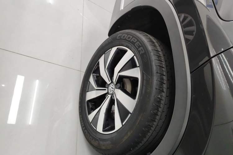 Used Volkswagen Tayron 2021 330TSI Two-Wheel Drive Luxury Smart Connectivity Version Right Rear Wheel Hub