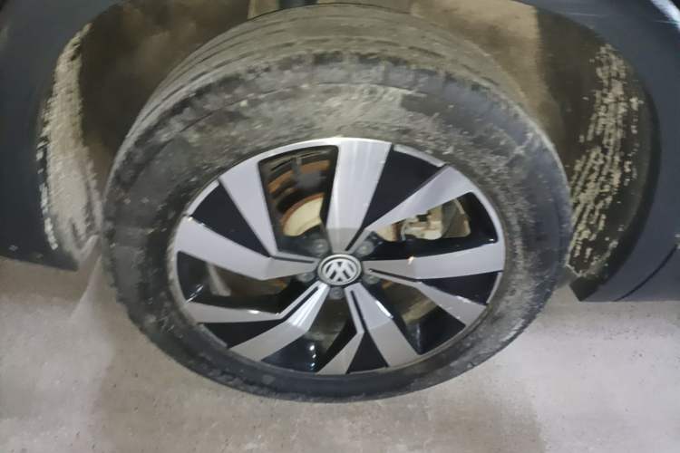 Used Volkswagen Tayron 2021 330TSI Two-Wheel Drive Luxury Smart Connectivity Version Right Rear Wheel Hub