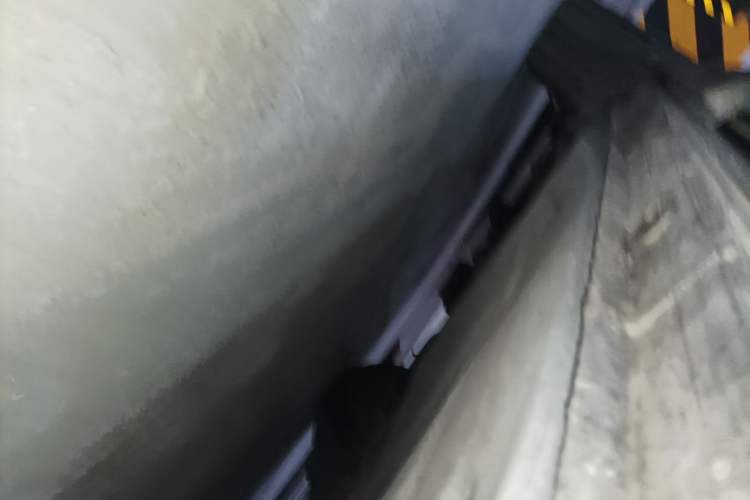 Used Volkswagen Tayron 2021 330TSI Two-Wheel Drive Luxury Smart Connectivity Version Right Side Sill