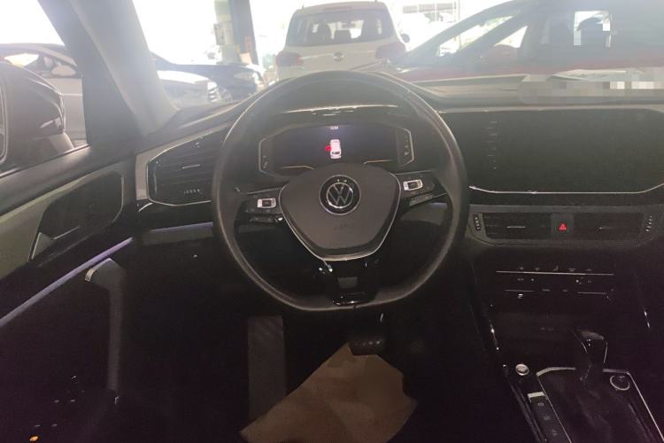 Used Volkswagen Tayron 2021 330TSI Two-Wheel-Drive 3rd Anniversary Limited Edition Steering Wheel