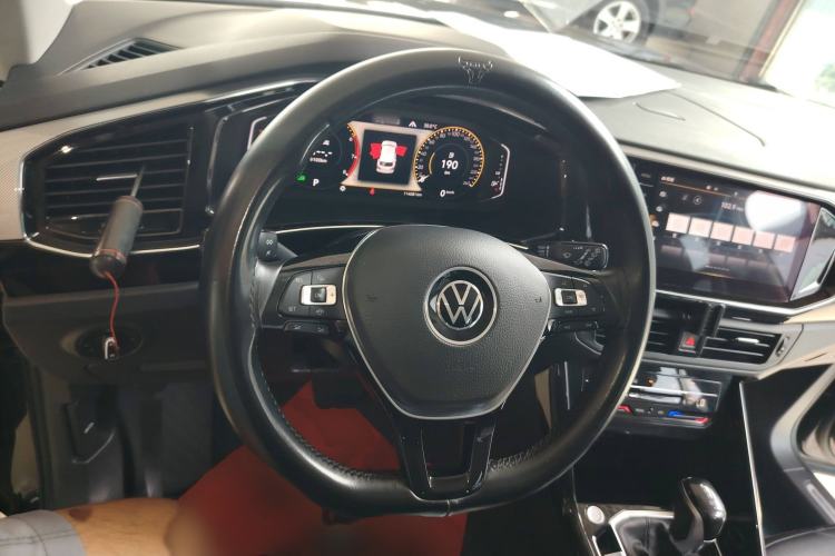 Used Volkswagen Tayron 2021 330TSI Two-Wheel Drive Luxury Smart Connectivity Version Steering Wheel